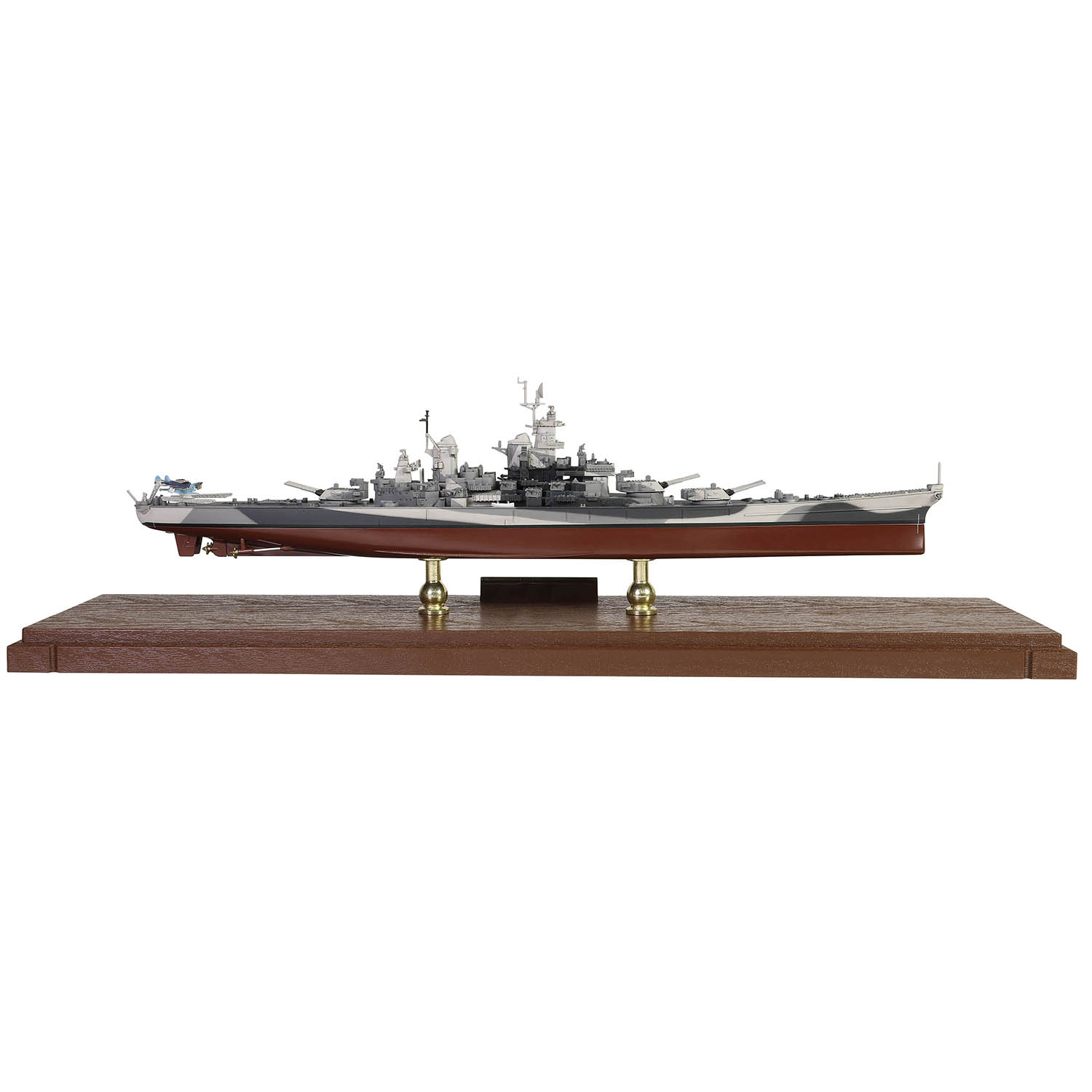 Iowa Class Battleship, USS Missouri (BB-63), Full Hull Edition Measure 32/22D camouflage pattern