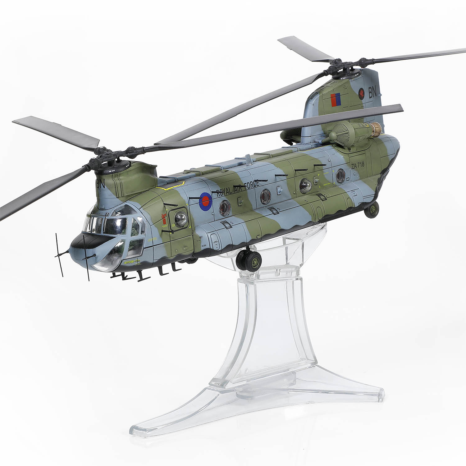 Boeing Chinook HC. Mk.1 helicopter Royal Air Force, #18 Squadron, Falklands Detachment