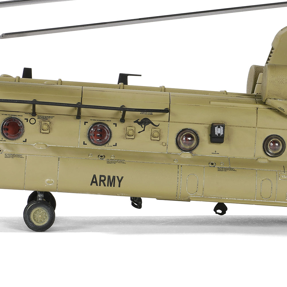 Boeing Chinook CH-47F helicopter  #A15-305, 5th Aviation Regiment, 15th Aviation Brigade, Royal Australian Air Force