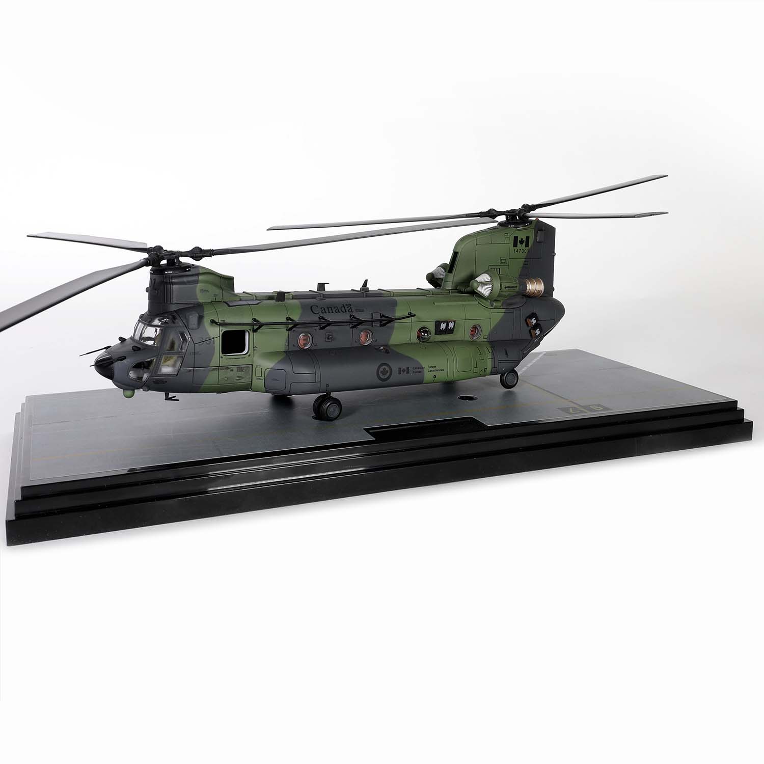Boeing Chinook CH-147F helicopter Royal Canadian Air Force #147301, 450 Tactical Helicopter Squadron, Petawawa, Ontario