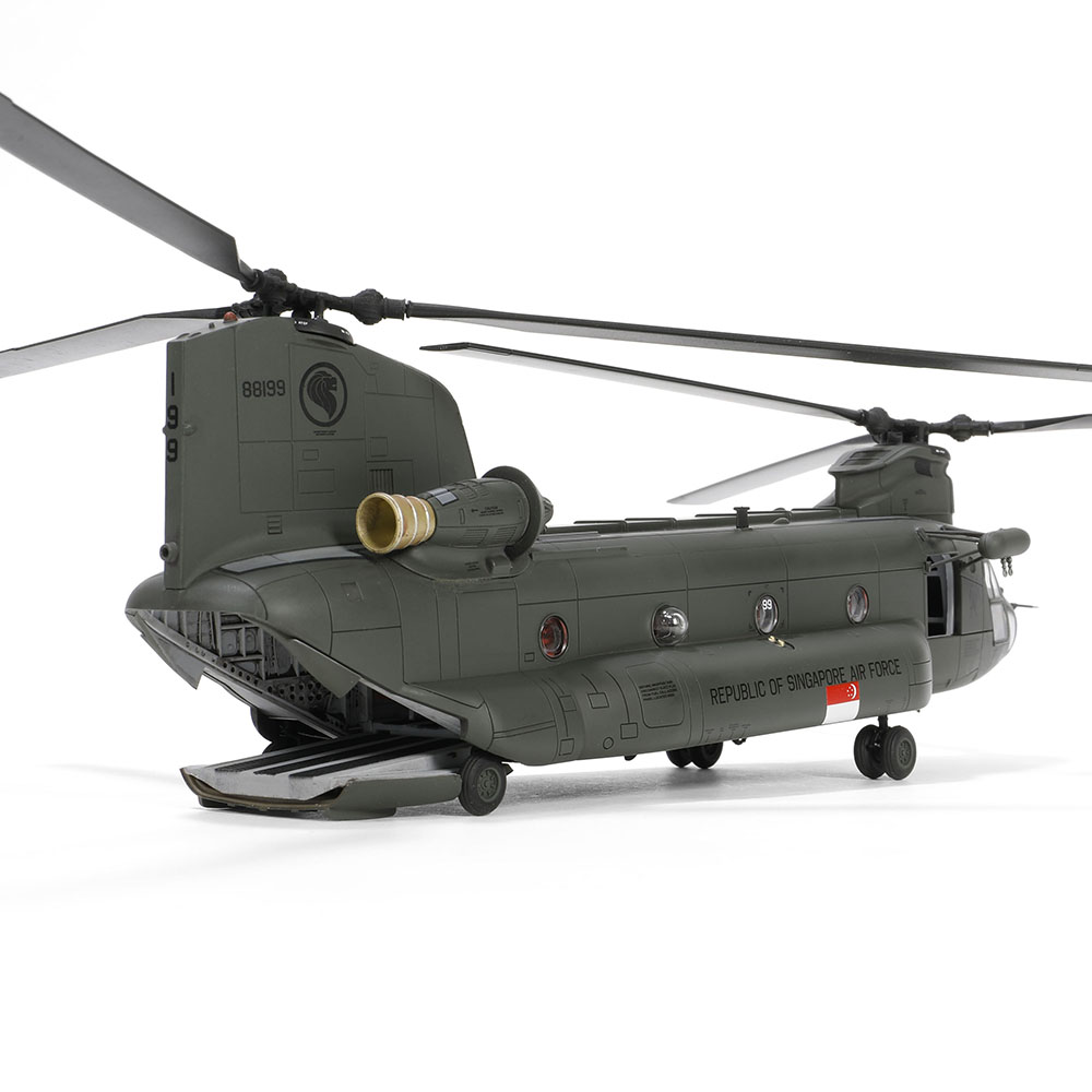 Boeing Chinook CH-47SD helicopter Republic of Singapore Air Force, 127 Squadron, Sembawang Air Base, "HMS Echo medical support", December 18th, 2008